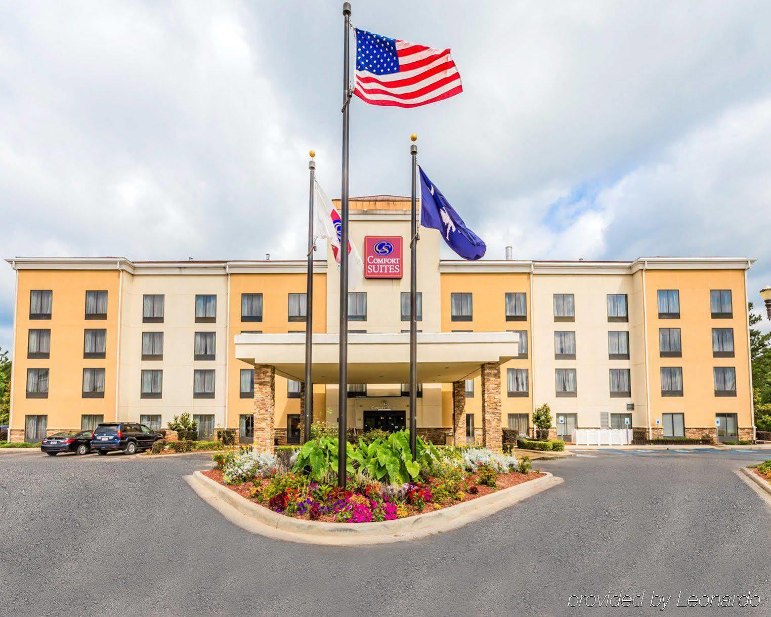 Comfort Suites Clinton Near Presbyterian College Eksteriør billede